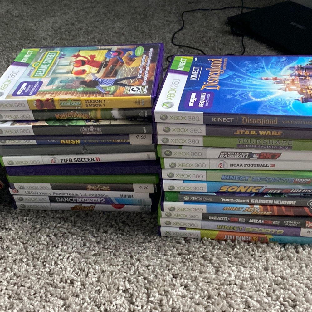 Xbox 360 with Kinect. Power Cords needed. Nintendo Wii  needs power cords